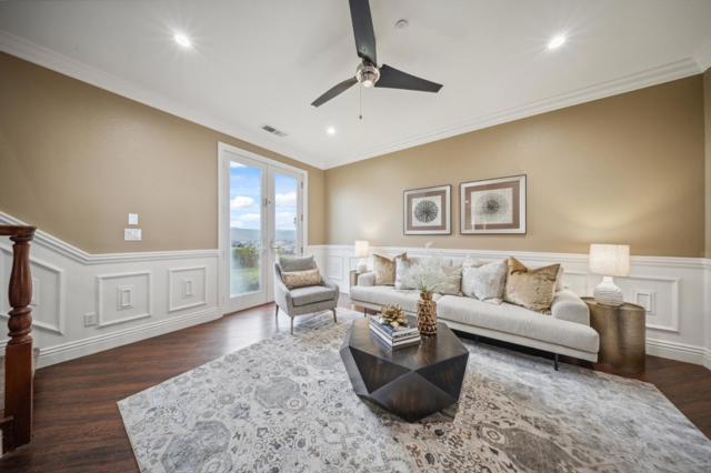 Image 22 of 57 For 2325 Olea Court