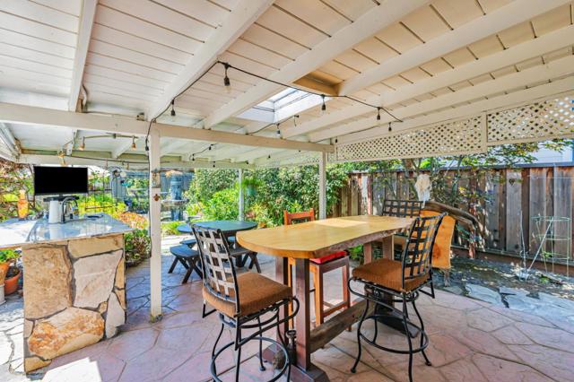 484 E Evelyn Avenue, Sunnyvale CA: https://media.crmls.org/mediaz/6dc39e31-ee74-4c55-9258-4b964e86951f.jpg