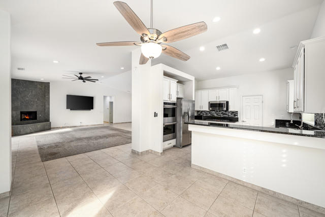 112 Clearwater Way, Rancho Mirage, CA 92270