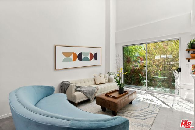 1244 14th Street, Santa Monica CA: https://media.crmls.org/mediaz/6dc4b6b7-741c-4e17-bd5b-f23dfdf76f90.jpg