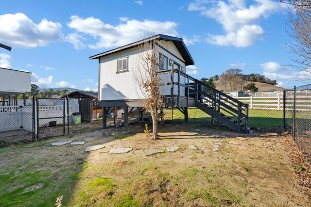 8202 Honeybee Court, Gilroy CA: https://media.crmls.org/mediaz/6dc55599-da3b-4718-9f75-08856f82655b.jpg