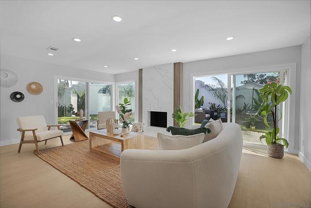 Image 23 of 55 For 6 Bahama Bnd