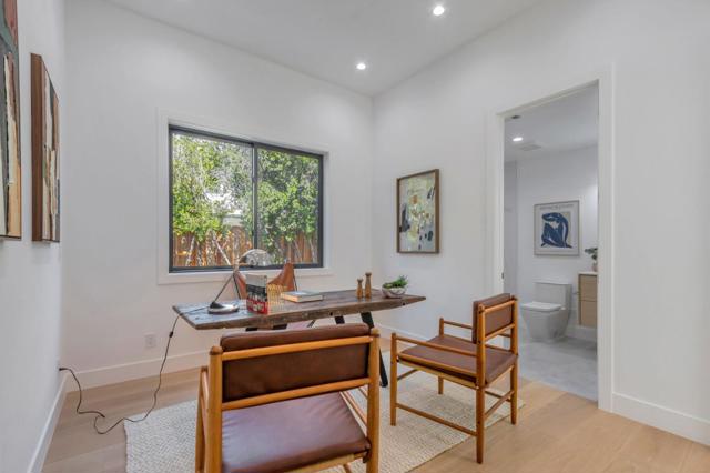 769 Allen Court, Palo Alto CA: https://media.crmls.org/mediaz/6dc5b469-3372-4438-941e-99cc6e286d41.jpg