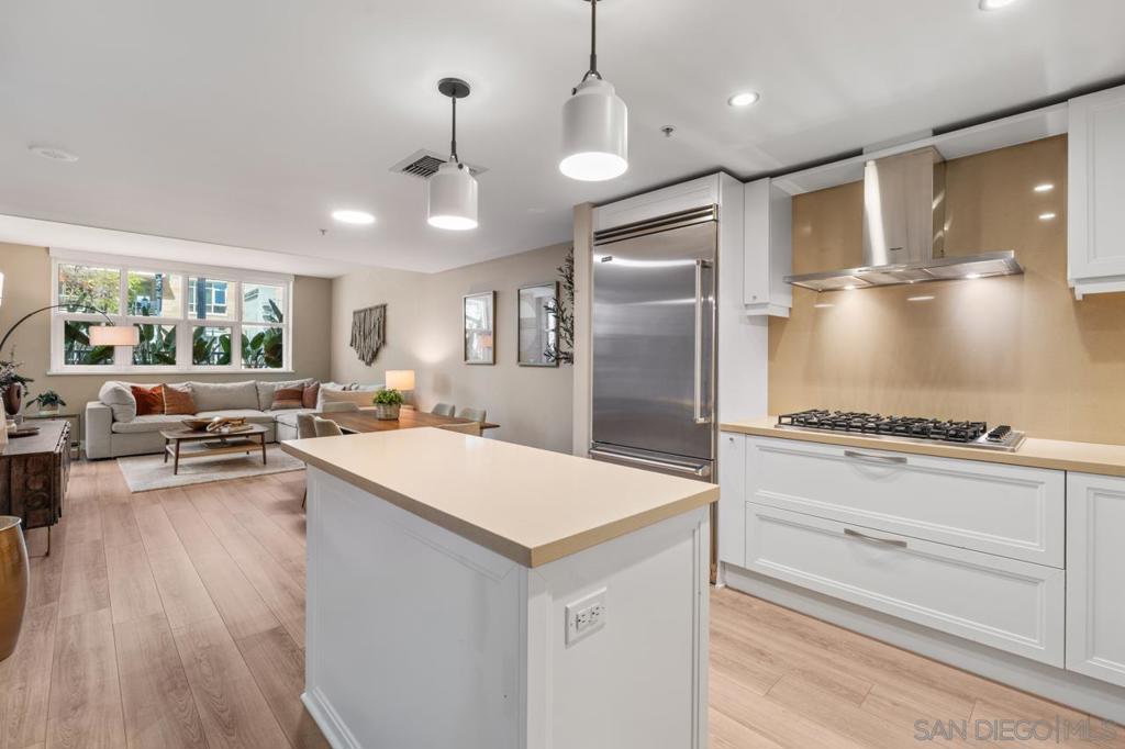 1325 Pacific Hwy - photo 3