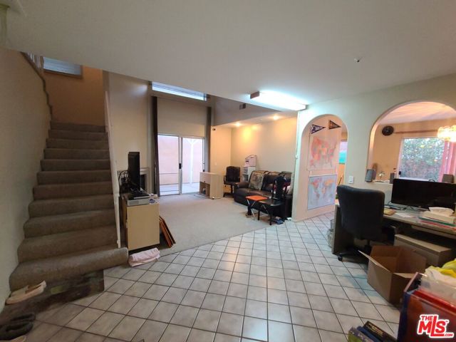 14300 Terra Bella Street, 100 photo 5