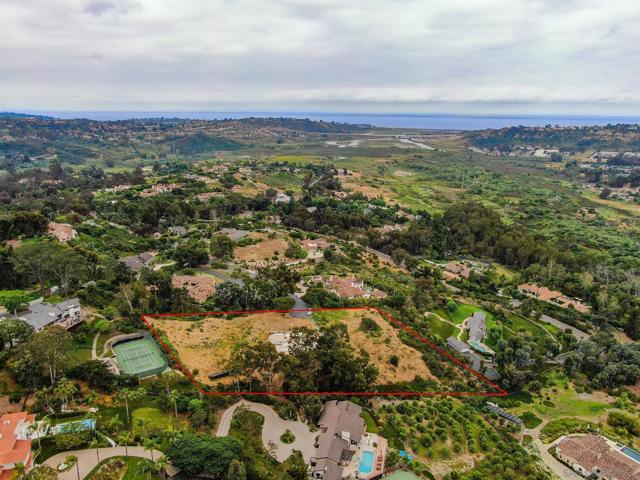 4397 Camino Privado