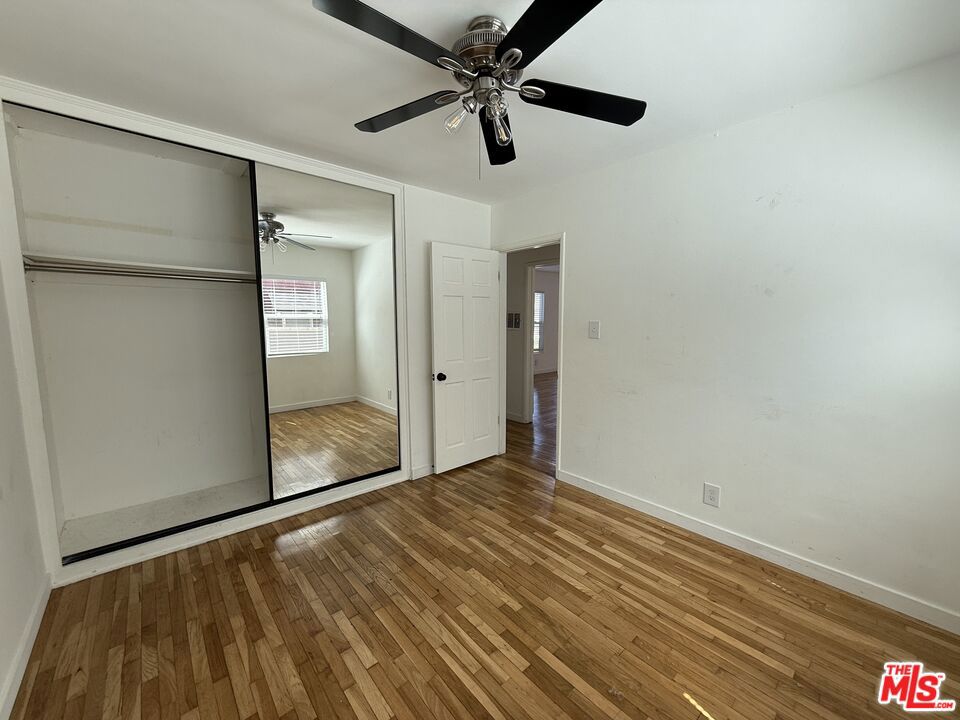 https://media.crmls.org/mediaz/6dc6b0cd-6b28-47d1-9f30-088ad24ec749.jpg?preset=X-Large