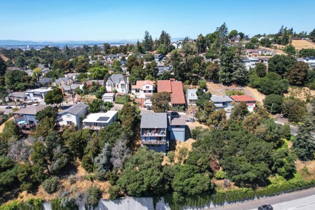 Image 32 of 45 For 3660 Oak Knoll Boulevard