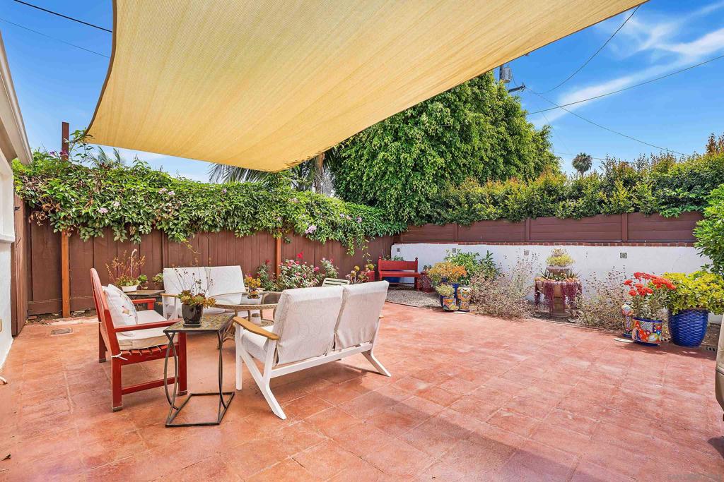 MLS #250035692SD img 30