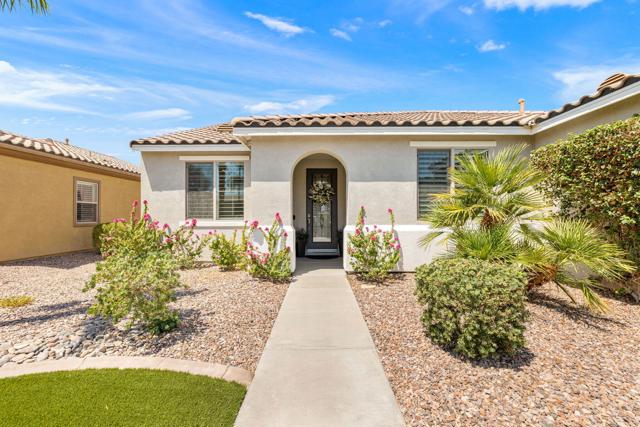 39295 Camino Manena, Indio CA: https://media.crmls.org/mediaz/6dc878e2-3ce5-420f-8bdb-e131c2a182db.jpg