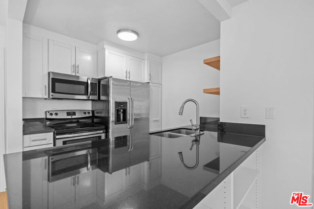7740 Redlands Street, M1077 photo 7