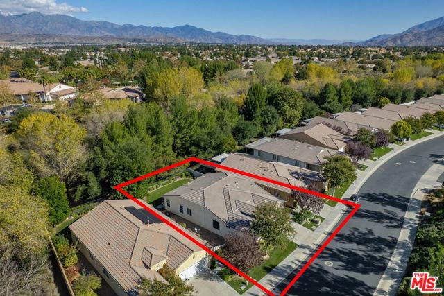 1514 Green Creek Trail, Beaumont CA: https://media.crmls.org/mediaz/6dc93aa2-df7b-4783-acda-e6ef58747c9d.jpg