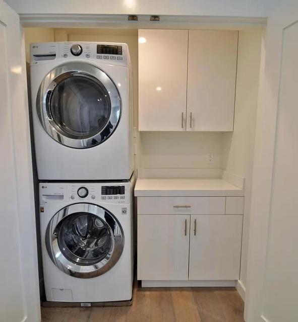 701 2nd Avenue #6, San Mateo CA: https://media.crmls.org/mediaz/6dc96420-988b-44ed-ab39-83b1c9332723.jpg