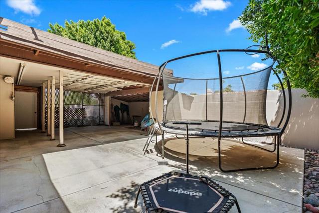 43920 Culebra Lane Lane, Bermuda Dunes CA: https://media.crmls.org/mediaz/6dca4e8a-e07f-4924-a067-178976abc174.jpg