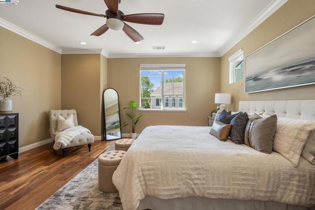 5989 Hillbrook Pl, Dublin CA: https://media.crmls.org/mediaz/6dca9ac8-21d7-413b-9dd4-2994b633a328.jpg