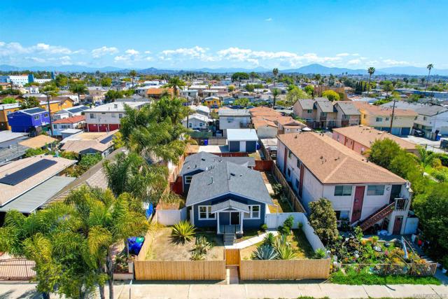 3645 42nd Street, San Diego CA: https://media.crmls.org/mediaz/6dcab1db-2559-467b-84e9-3bf8728d3bde.jpg