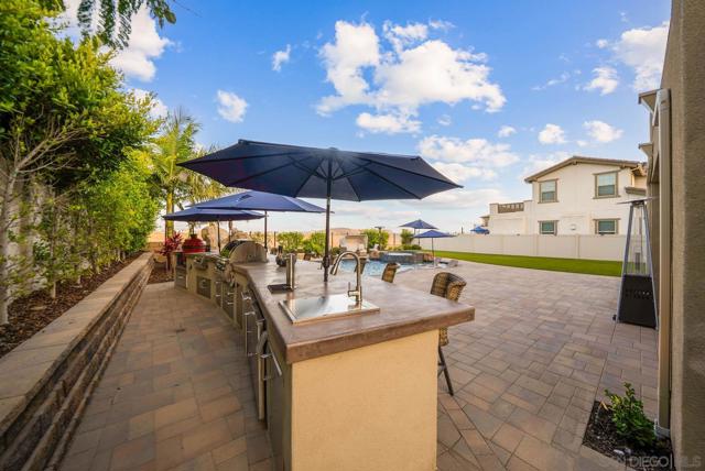 1715 Paterna Dr., Chula Vista CA: https://media.crmls.org/mediaz/6dcb8588-c1da-4895-979d-e3ed2cb78162.jpg