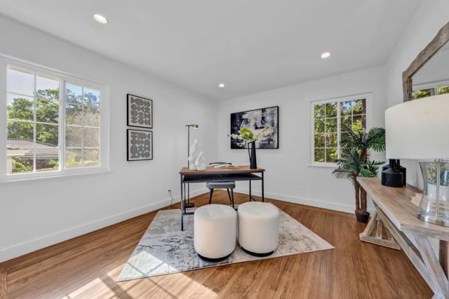 23951 Spalding Avenue, Los Altos CA: https://media.crmls.org/mediaz/6dcd17fe-f1c9-40d8-bbbe-4c5b620fb529.jpg