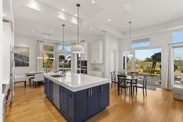 Detail Gallery Image 4 of 15 For 3842 Modena Pl, Carmel Valley,  CA 92130 - 4 Beds | 3 Baths