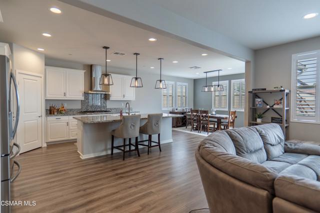 3262 Jacinto Court, Simi Valley CA: https://media.crmls.org/mediaz/6dcd772f-23a8-4a67-bbea-d6dadc0cf25b.jpg