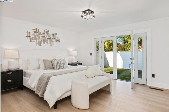 2656 Hilton St, Union City CA: https://media.crmls.org/mediaz/6dcea348-6ab1-40b3-9643-ce9f0fc649e6.jpg
