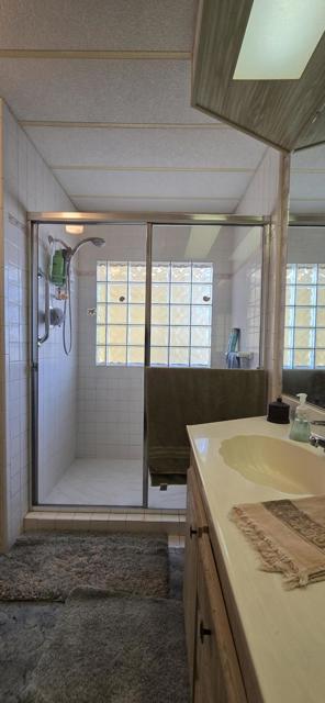 2577 Sorrel Avenue, Thermal CA: https://media.crmls.org/mediaz/6dceba61-0969-4bb7-b56f-4adce3c9580e.jpg