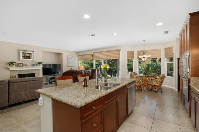 Image 12 of 44 For 2625 Emerald Oaks Gln