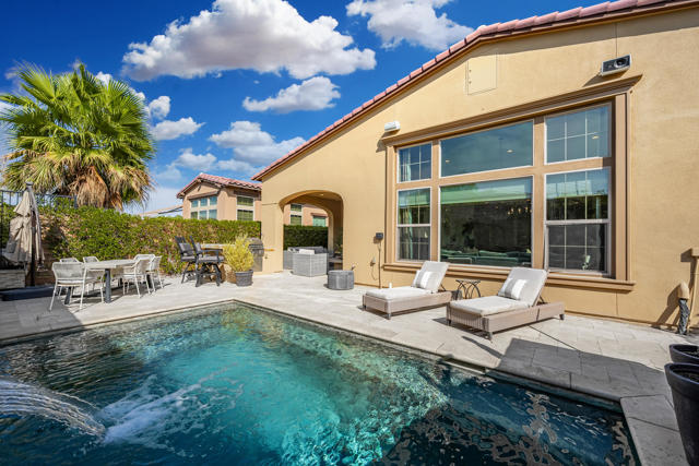 80450 Platinum Way, La Quinta CA: https://media.crmls.org/mediaz/6dcf96b6-2e41-47f3-9d15-43f08df8c83e.jpg