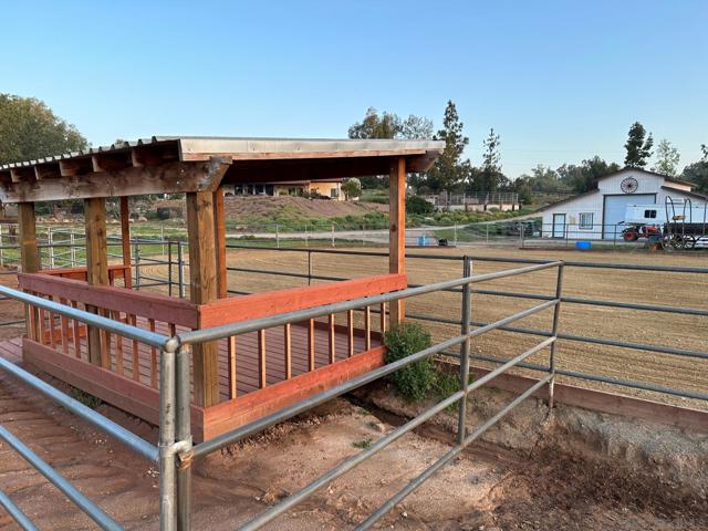 20119 Para Siempre Vista, Ramona CA: https://media.crmls.org/mediaz/6dd05575-7816-42e1-aa21-4b06be11a74a.jpg