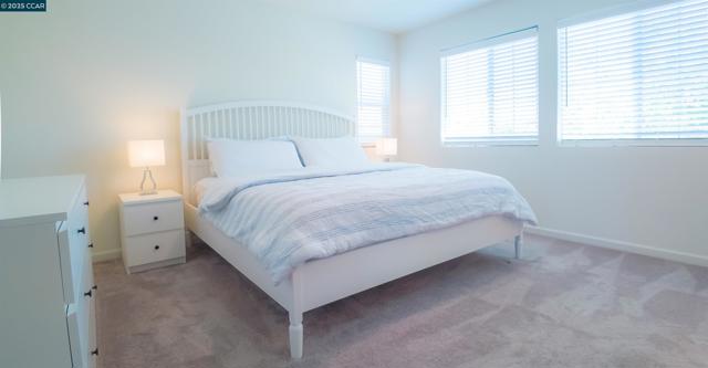 3805 Havengate Way, Sacramento CA: https://media.crmls.org/mediaz/6dd1c155-b142-43cc-98a4-dca497d1a021.jpg