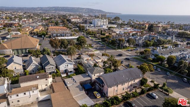 102 Broadway, Redondo Beach, California 90277, ,Residential Income,Sold,Broadway,24396111