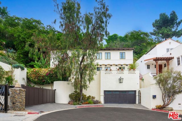 Image 17 of 18 For 7939 Hillside Avenue