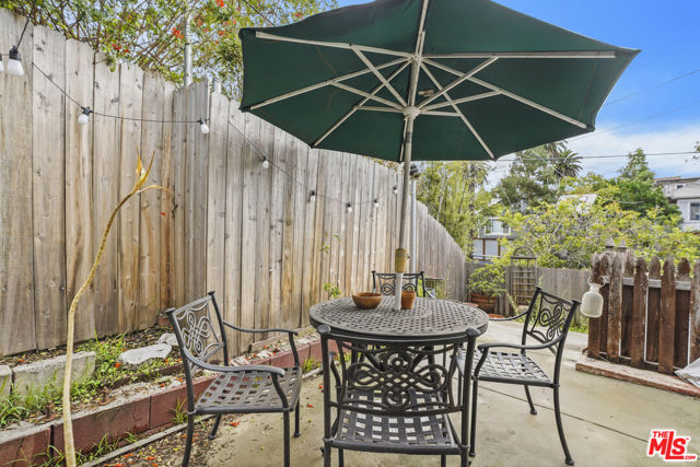 1811 Effie Street, Los Angeles CA: https://media.crmls.org/mediaz/6dd44dde-a92e-41dc-a52d-f9a049a4487a.jpg