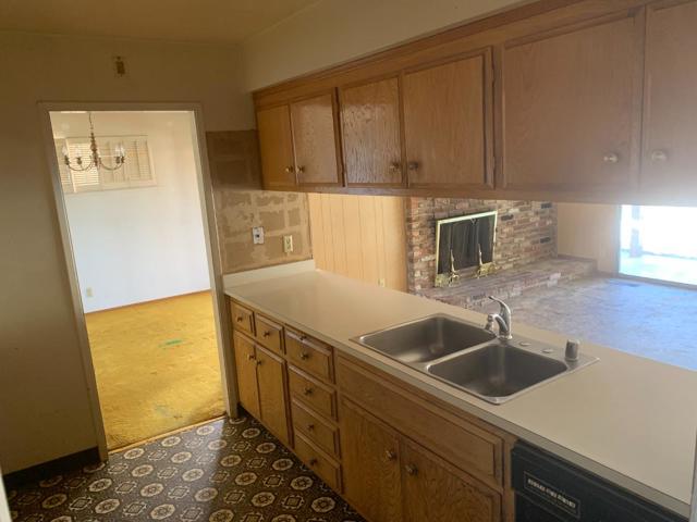 2847 Ralston Way, Hayward CA: https://media.crmls.org/mediaz/6dd4c6b0-f0b6-482e-bc8e-07a8b3cc1537.jpg
