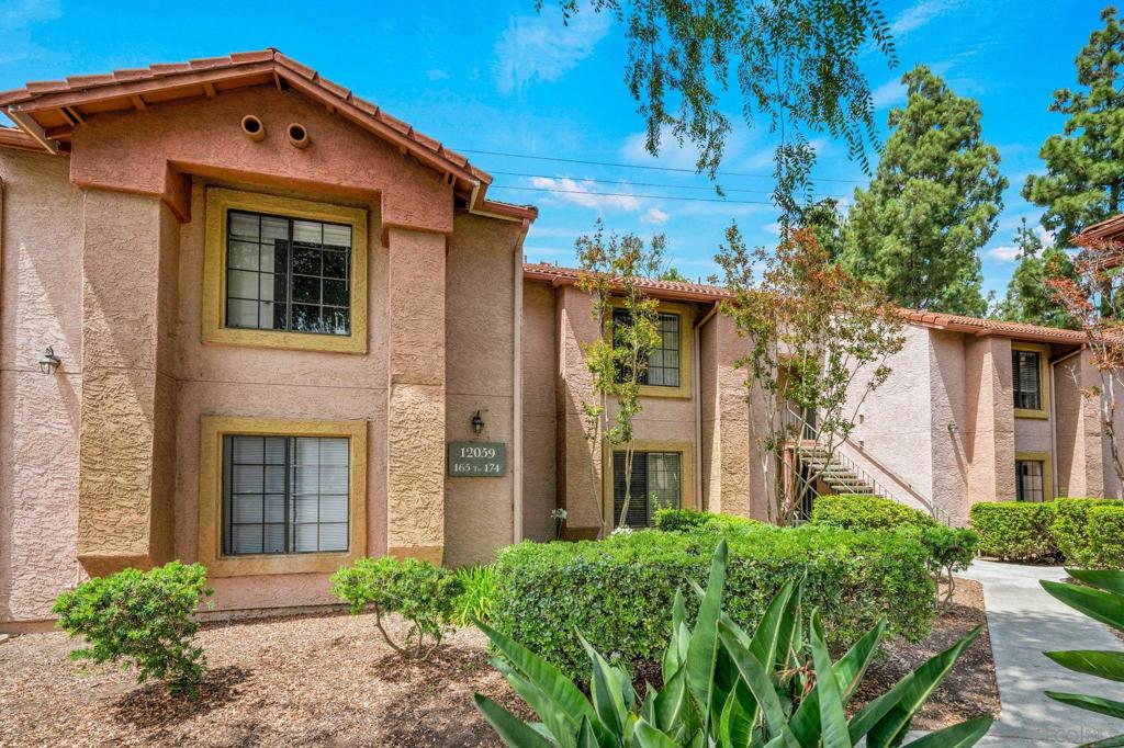 12059 Alta Carmel Court - photo 2