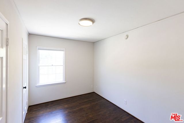 2547 Canyon Drive, Los Angeles CA: https://media.crmls.org/mediaz/6dd58a01-a5c0-4400-8b09-c6339e4cfa11.jpg