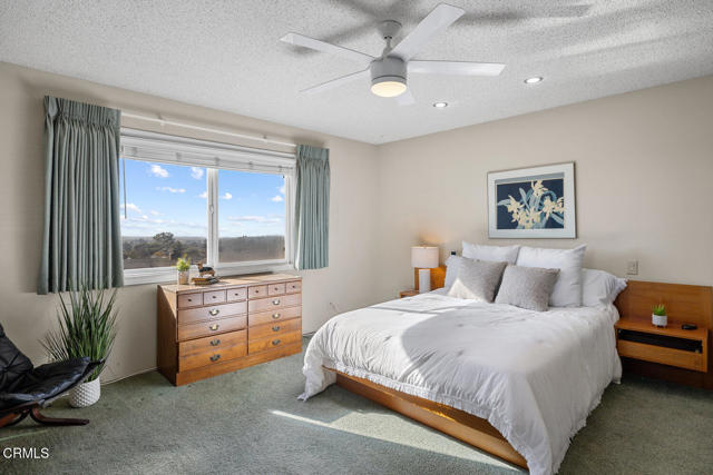 Detail Gallery Image 14 of 61 For 469 Court Ave, Ventura,  CA 93003 - 4 Beds | 3 Baths