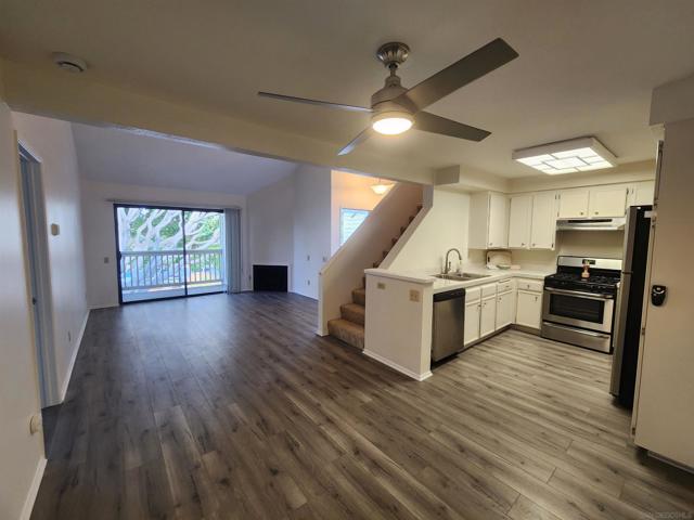 12229 Carmel Vista, San Diego CA: https://media.crmls.org/mediaz/6dd724ea-db11-4518-968c-a37bdfe3c4c8.jpg