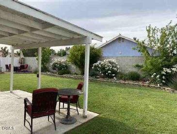 Detail Gallery Image 3 of 21 For 3811 Triton Dr, Palmdale,  CA 93550 - 3 Beds | 2 Baths