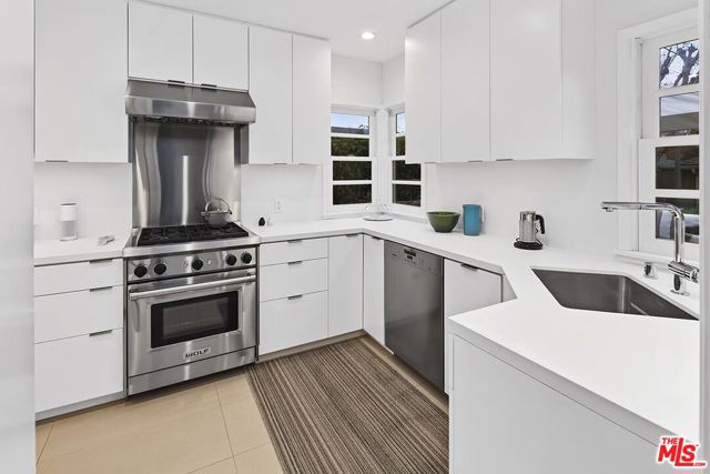 2021 ASHLAND Avenue photo 5