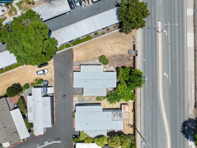 3301 Buchanan Road, Antioch CA: https://media.crmls.org/mediaz/6dd9140f-8139-423d-8032-dd982f0ca566.jpg