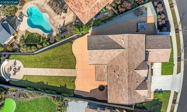 1553 S Perkins Place, Mountain House CA: https://media.crmls.org/mediaz/6dd9f760-fcb4-4e2f-905f-1b7f926696a5.jpg