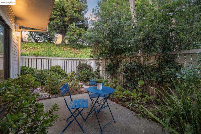 3422 Sunleaf Way, Richmond CA: https://media.crmls.org/mediaz/6ddad967-77f4-4df1-a18e-a350033169d3.jpg