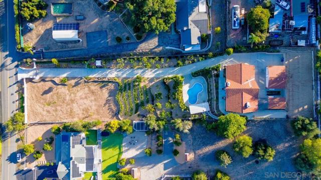 732 Hamilton Lane, Fallbrook CA: https://media.crmls.org/mediaz/6ddadca6-58f2-491f-b486-28d5795bbfae.jpg