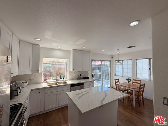 4 Bed Home for Sale in North Hollywood, California