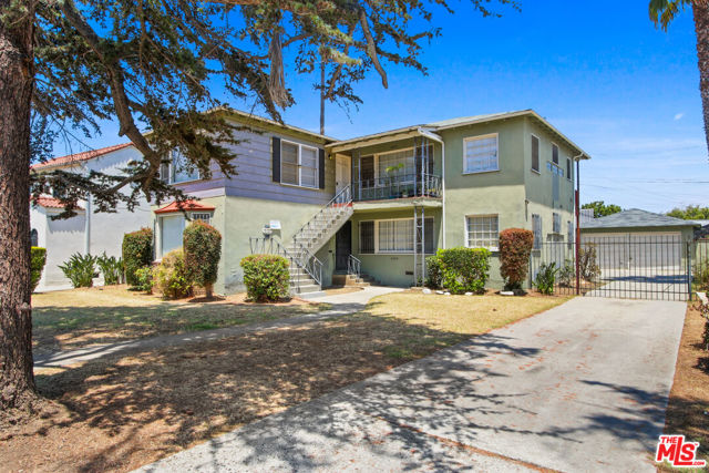 4409 Victoria Park Drive, Los Angeles CA: https://media.crmls.org/mediaz/6ddb4660-556f-43a9-b1a6-db076c692aed.jpg