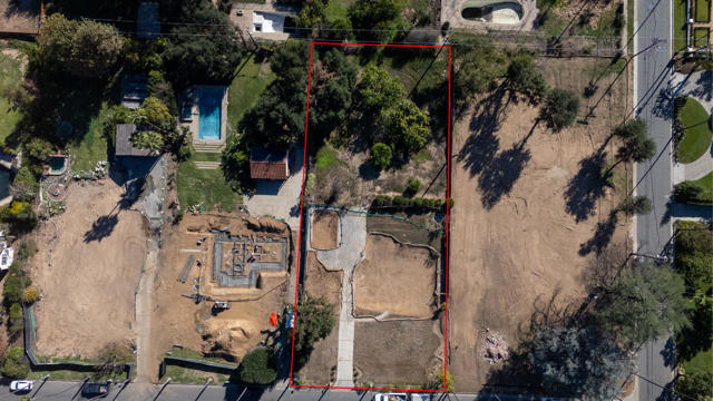 1660 Homewood Drive, Altadena CA: https://media.crmls.org/mediaz/6ddc147b-dd68-4c1c-b18d-16d446f701ab.jpg