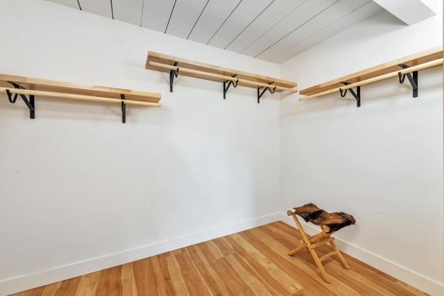 4225 Park Boulevard, Palo Alto CA: https://media.crmls.org/mediaz/6ddca035-d9da-4e5f-85f2-d359c7b53642.jpg