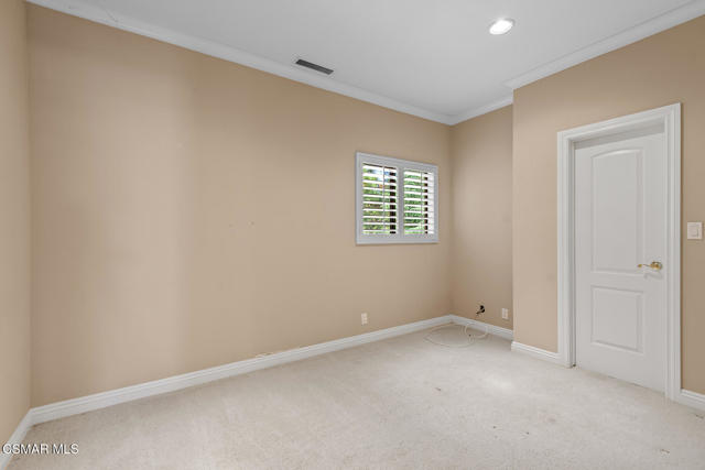 11 Inverness Road, Thousand Oaks CA: https://media.crmls.org/mediaz/6dde3d99-4ea2-4ed7-bc6f-fc1dea8e2d9e.jpg