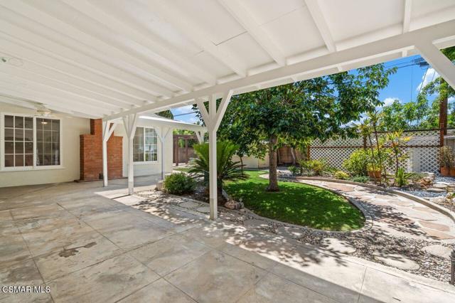 7427 Sausalito Avenue, West Hills CA: https://media.crmls.org/mediaz/6dde669a-80f5-4abc-a72c-6d8f2d8d3b50.jpg